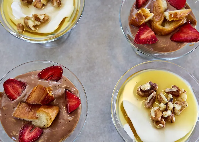 Santorini Main Square Отель 3*