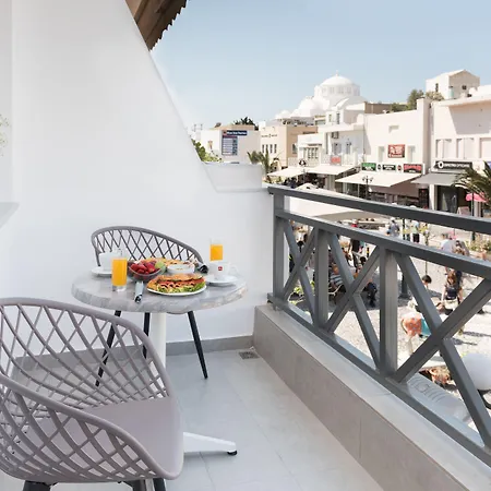 Santorini Main Square Hotel 3*