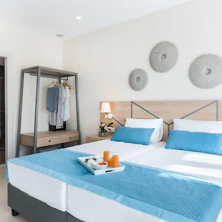 Szálloda Santorini Main Square