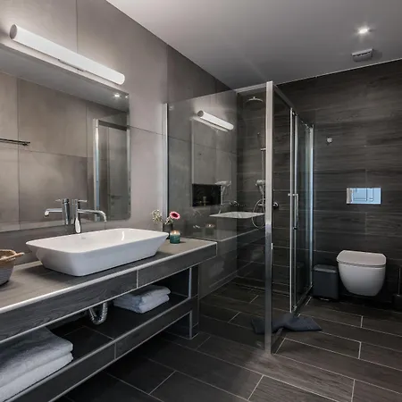 Szálloda Santorini Main Square 3*