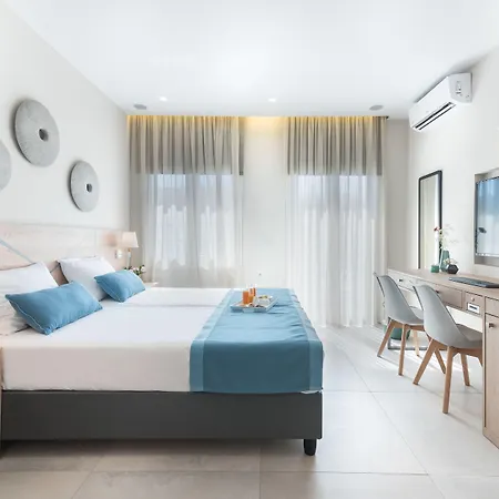 سانتوريني ماين سكوير ثيرا