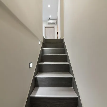 سانتوريني ماين سكوير فندق