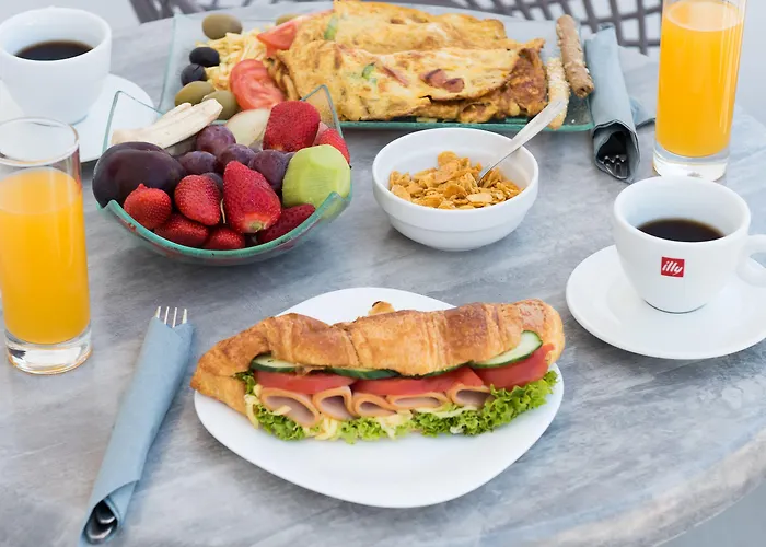 호텔 Santorini Main Square 3*