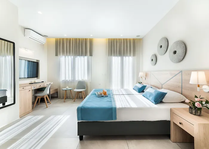 Santorini Main Square 3* 산토리니