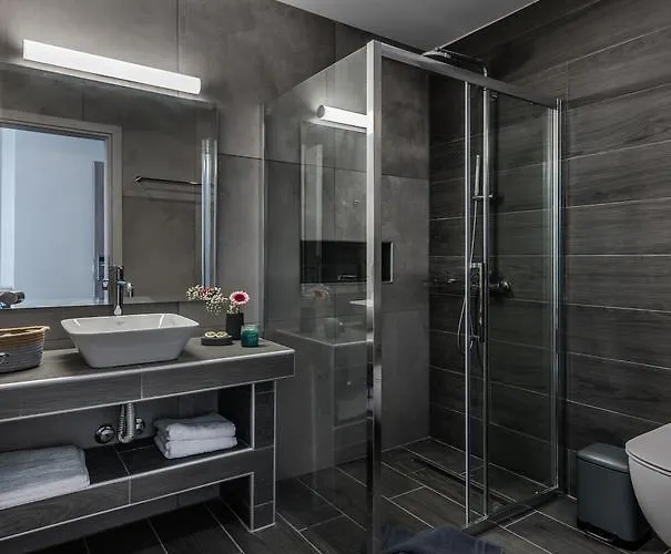 Hotel Santorini Main Square 3*