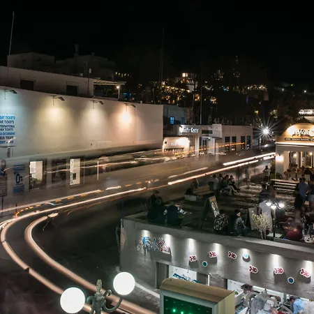 Santorini Main Square Hotel Firá