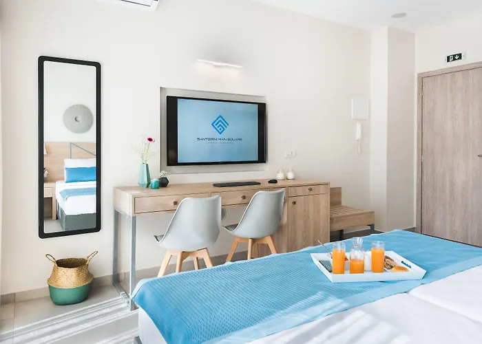 Santorini Main Square Hotell