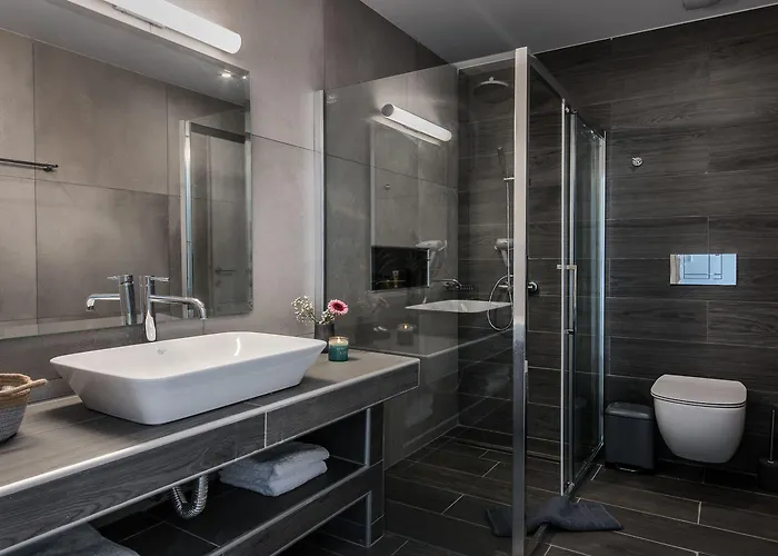 Hotell Santorini Main Square 3*