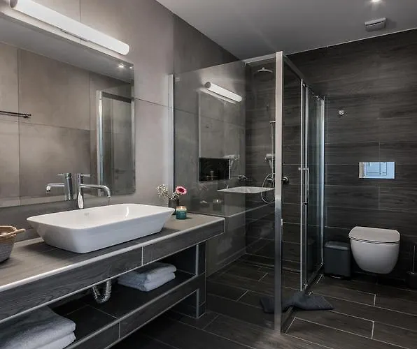 Hotel Santorini Main Square 3*